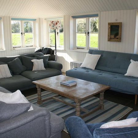 Greystone Cottage - Sea Views, Short Stroll To A Beautiful Sandy Beach Brook  Екстериор снимка